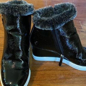 Linea Paolo Boots size 9. These boots do run a little more narrow than some.